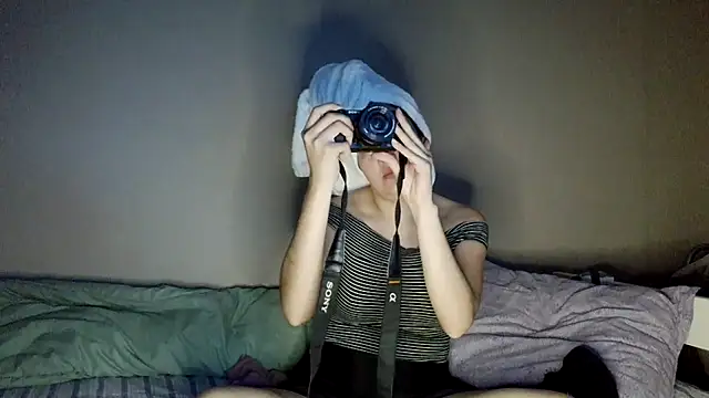 Snapshot of AishaGeisha chatting on July 20, 2026, 10:45 pm AishaGeisha online show from July 20, 2026, 10:45 pm