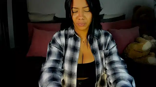 NicolePasqualott online show from January 11, 2025, 3:55 am