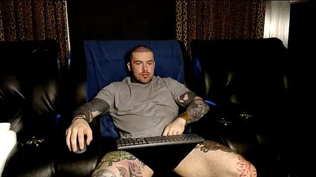 Snapshot of nathaniel_13 chatting on July 4, 2026, 12:50 am nathaniel 13 online show from July 4, 2026, 12:50 am