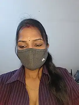 YALINITWO7 TAMIL online show from June 23, 2026, 6:11 am