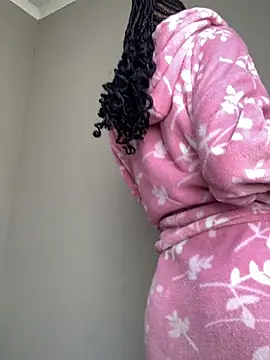 SEXY TOKYOx online show from July 25, 2026, 8:56 am