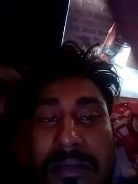 Your modelrani online show from June 19, 2026, 6:07 am