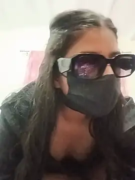 little kitty67 online show from July 13, 2026, 3:59 pm