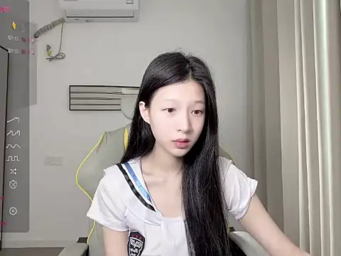 Snapshot of yy-1314 chatting on June 18, 2026, 4:24 am yy-1314 online show from June 18, 2026, 4:24 am