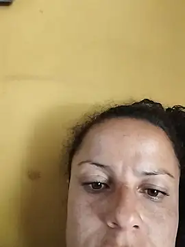 Dalilahot101 online show from August 2, 2026, 8:18 pm