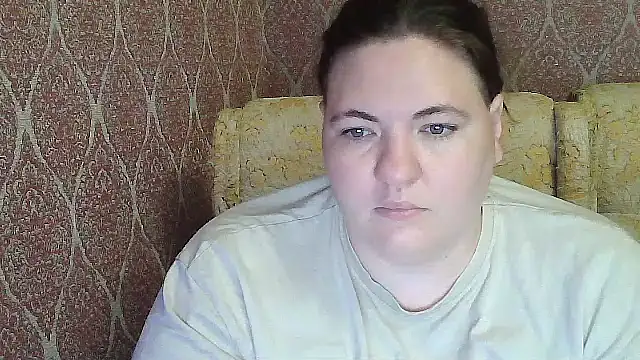 LizaDixon online show from July 16, 2026, 7:42 pm