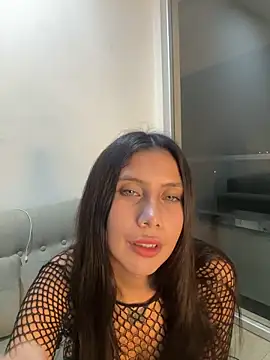 xprincess4funn online show from June 17, 2026, 3:53 am
