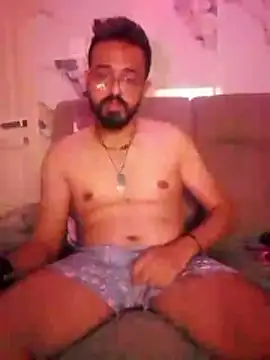 freakkydessi online show from June 18, 2026, 7:18 pm