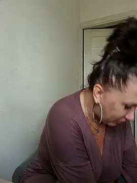 ANABELSWEET online show from July 28, 2026, 11:28 am
