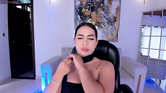 Snapshot of SabrinaMontclair chatting on July 15, 2026, 8:14 pm SabrinaMontclair online show from July 15, 2026, 8:14 pm