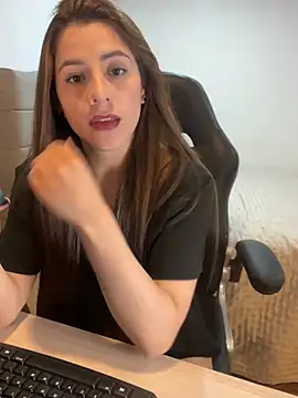 vivian segreti online show from June 27, 2026, 12:26 am