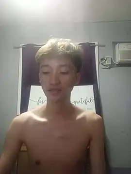 Fem phiLboy69 online show from July 20, 2026, 10:07 am