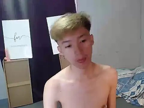 Fem phiLboy69 online show from August 7, 2026, 2:35 am