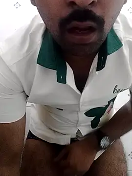 daddyvenom0015 online show from July 20, 2026, 1:57 pm
