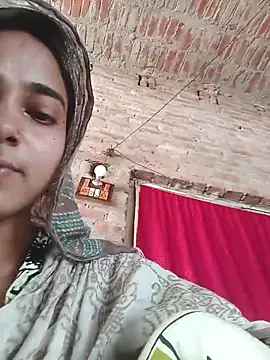 Snapshot of Simran_143 chatting on June 18, 2026, 9:14 am Simran 143 online show from June 18, 2026, 9:14 am