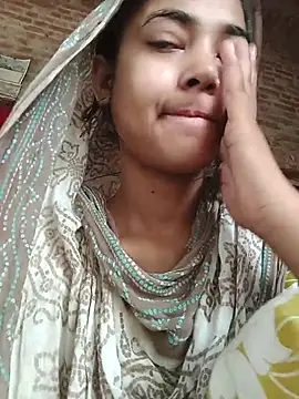 Snapshot of Simran_143 chatting on July 17, 2026, 3:46 am Simran 143 online show from July 17, 2026, 3:46 am