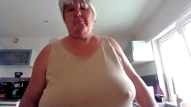 coquinesensuel online show from July 5, 2026, 7:26 am