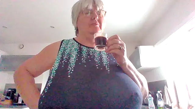coquinesensuel online show from July 14, 2026, 6:51 am