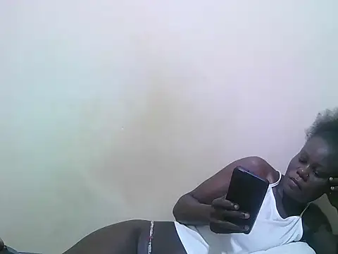 Snapshot of bianca_love2 chatting on July 3, 2026, 9:59 am bianca love2 online show from July 3, 2026, 9:59 am