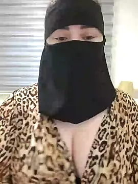 Snapshot of Bisan_sexy chatting on June 19, 2026, 5:06 pm Bisan sexy online show from June 19, 2026, 5:06 pm