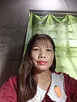 Snapshot of Gee_hot chatting on July 17, 2026, 3:35 am Gee hot online show from July 17, 2026, 3:35 am