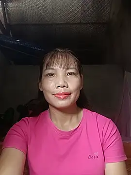 Snapshot of Gee_hot chatting on July 24, 2026, 3:37 am Gee hot online show from July 24, 2026, 3:37 am