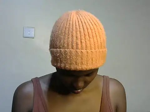 Snapshot of shypretty chatting on July 22, 2026, 10:18 am shypretty online show from July 22, 2026, 10:18 am