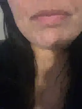 Quiqui28 online show from June 21, 2026, 8:33 pm