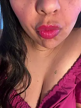 Quiqui28 online show from July 16, 2026, 1:28 pm