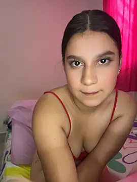 VictoriaSwann  online show from August 1, 2026, 2:05 pm