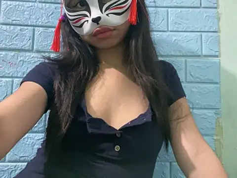 Juiceejeii online show from June 23, 2026, 3:26 am