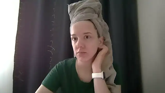 Snapshot of Nivella chatting on July 6, 2026, 6:54 am Nivella online show from July 6, 2026, 6:54 am