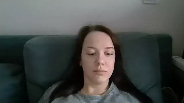 Snapshot of Nivella chatting on July 8, 2026, 9:03 am Nivella online show from July 8, 2026, 9:03 am