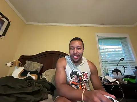 Charmingswoleking online show from August 4, 2026, 12:25 am