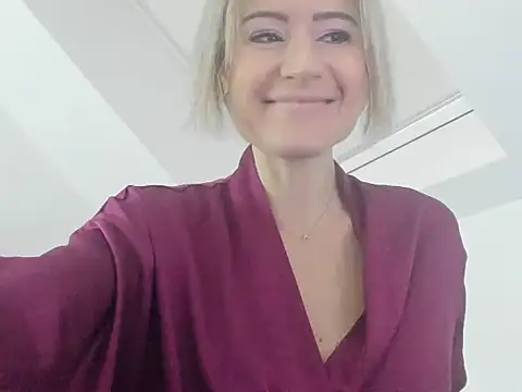 Snapshot of Ssoniaaa chatting on February 17, 2025, 10:29 am Ssoniaaa online show from February 17, 2025, 10:29 am