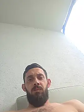 zekszeks online show from June 29, 2026, 3:56 pm