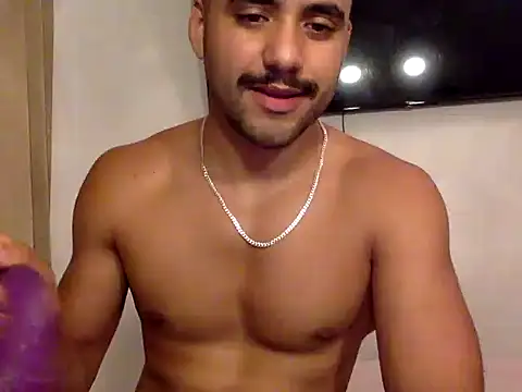Snapshot of Hot_latinboy96 chatting on June 21, 2026, 4:26 am Hot latinboy96 online show from June 21, 2026, 4:26 am