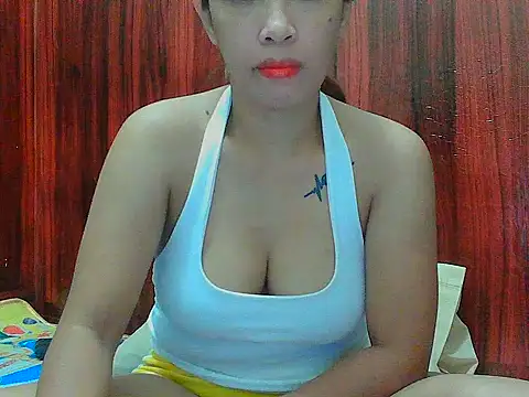 Hotamera online show from July 19, 2026, 2:32 pm