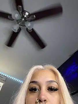 sweet cataleya12 online show from June 24, 2026, 9:36 pm