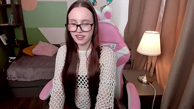 Snapshot of Bella_Sage chatting on July 9, 2026, 5:22 am Bella Sage online show from July 9, 2026, 5:22 am