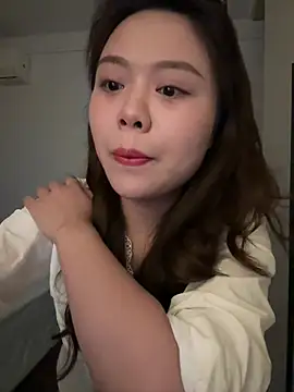 200415zhou online show from June 24, 2026, 5:12 pm