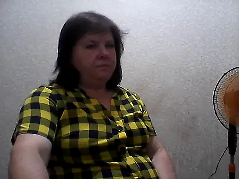 Snapshot of HannahAna39 chatting on July 6, 2026, 12:02 pm HannahAna39 online show from July 6, 2026, 12:02 pm