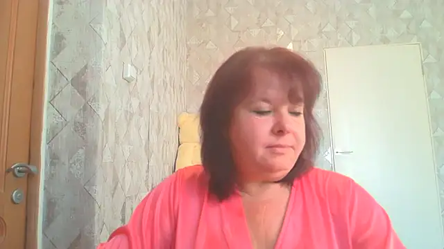 Snapshot of HannahAna39 chatting on August 4, 2026, 5:10 am HannahAna39 online show from August 4, 2026, 5:10 am