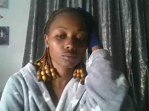 Prettyquueen online show from June 27, 2026, 11:43 pm