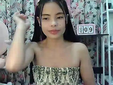 urprettyjane4u online show from August 9, 2026, 3:44 am