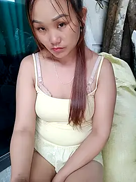 Emma-18h online show from July 28, 2026, 9:15 am