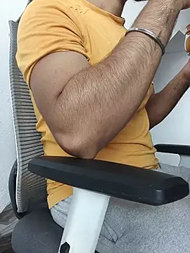 8inch hunk19 online show from August 2, 2026, 6:12 am