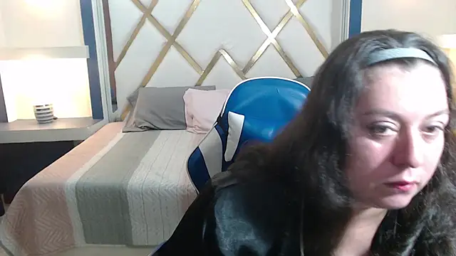lorena prg7 online show from June 29, 2026, 1:00 pm