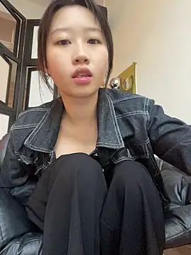 Snapshot of JUJU0616 chatting on July 10, 2026, 8:18 am JUJU0616 online show from July 10, 2026, 8:18 am