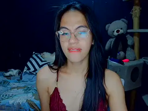 Snapshot of ameliaxlove chatting on August 2, 2026, 7:23 pm ameliaxlove online show from August 2, 2026, 7:23 pm